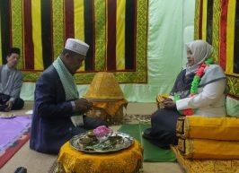 STAIN Peusijuek Ketua Baru