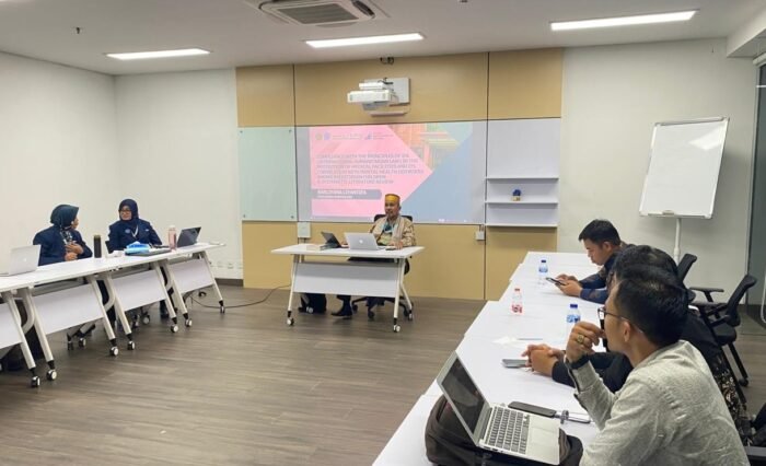 Prof Syamsuar di AICIS 2025 Depok