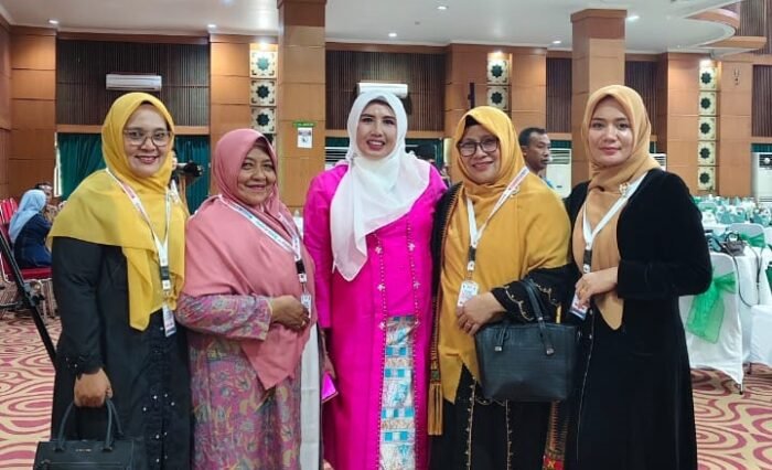Ketua DWP STAIN Meulaboh