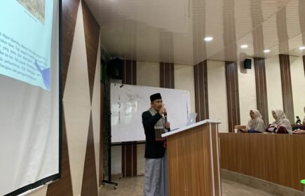 Ketua STAIN Meulaboh, Prof Dr H Syamsuar MAg Kuliah Umum di UIN Sultan Abdurrahman Kepri, Jumat 17 April 2026